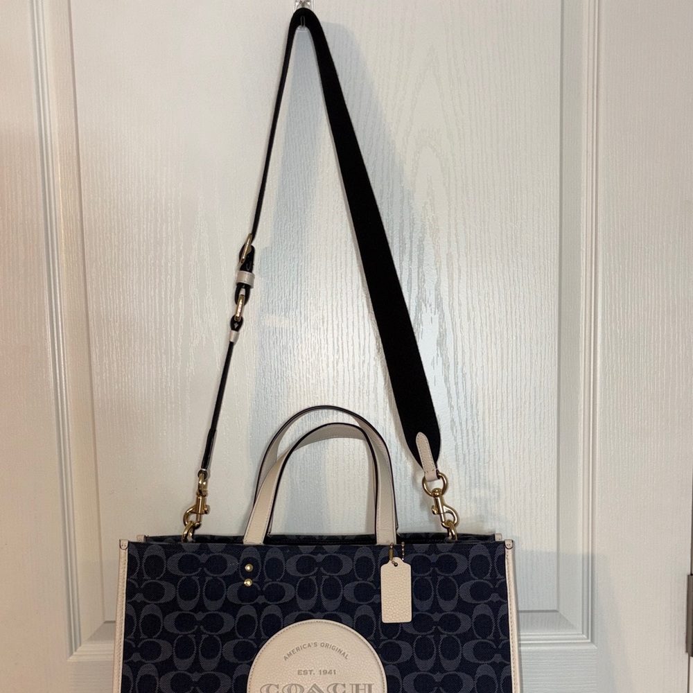 Coach Dark Blue and Cream Signature Tote - Picture 6 of 7
